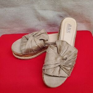 AMS Cork Bottom Slides in Size 7.5